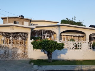 Portmore, St. Catherine, Jamaica - House for Sale